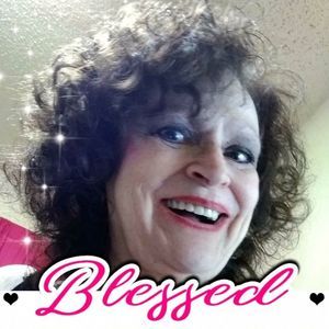 Meet your Posher, Connie